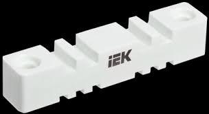 Изолятор шинный плоский IEK ИШП, 2P, для шин 5–10 мм, 180 мм, 2750 А