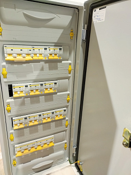 Пункт распределительный ЩР1154-2307-НД 32А 4.5кА 400В IP31 CHINT