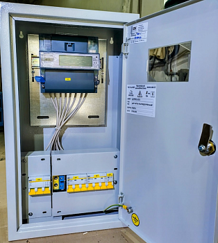 Щит учетно-распределительный ЩУРЭ1118-2604-В 63А 10кА 400/230V 1хWH IP31 IEK (ВРУ)