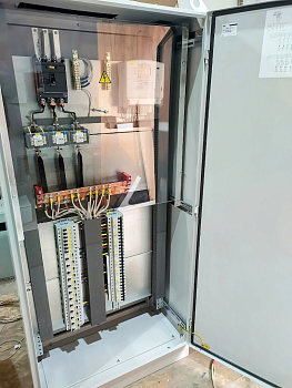 Шкаф вводно-распределительный ВРУ8506-ПУА-2ВРП-2409-10 400А 50кА 400В 3хFU Wh ОПС/10кА IP31 (9х3PхQF) (ВРУ-1)