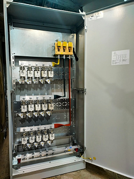 Шкаф силовой распределительный T3 ШРС1-4803-3105 630А 10кА 400V IP31 (5х250А)