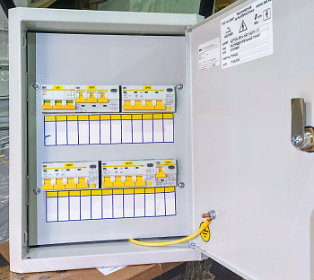Пункт распределительный ЩР1124-2354-Д 32А 4.5кА 400/230V IP31 IEK (ШВ2)