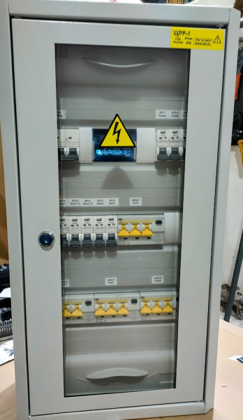 Пункт распределительный TITAN5 ЩР1124-2662-НД 63А 6кА 400/230В IP31 (прозрачная дверь) (ЩС-3)