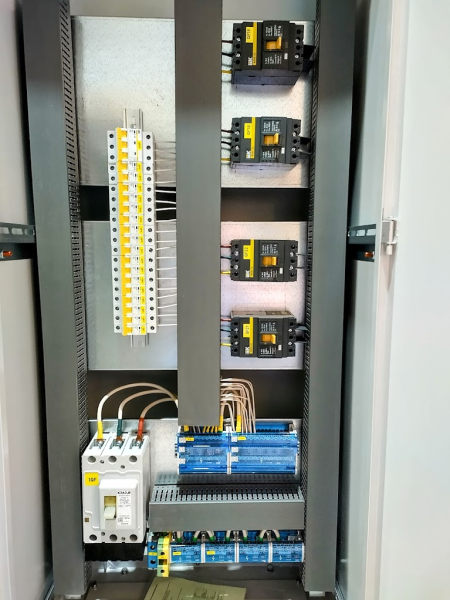 Пункт распределительный ПР8406-1306-V 160А 25кА 400V медь У1 IP66 IEK (ПР8501-055)