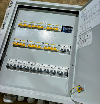 Пункт распределительный ЩР1154-262400-НДУ 63А 6кА 400/230V встраиваемый IP31 (ЩС-1.1;2.1;2.3)