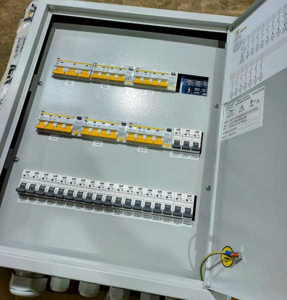 Пункт распределительный ЩР1154-261800-НД 63А 4.5кА 400/230В IP31 (ЩО-3)