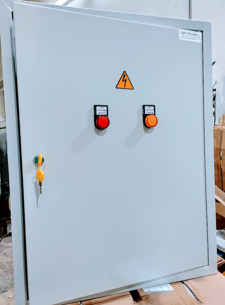 Щит аварийного переключения ЩАВР8321-17W01, 25 А, 4.5 кА, 400 В, место для учета, IP31