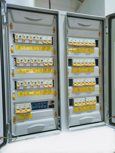 Пункт распределительный ЩР1172-262502-НДУ 63А 6кА 400/230V встраиваемый IP31 IEK (ЩС-3.1;ЩС-4.1)