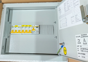 Щит осветительный ОЩВ12-3-25-16-Н-У2 25А 4.5кА 400/230В IP54 IEK (ЩР-0)