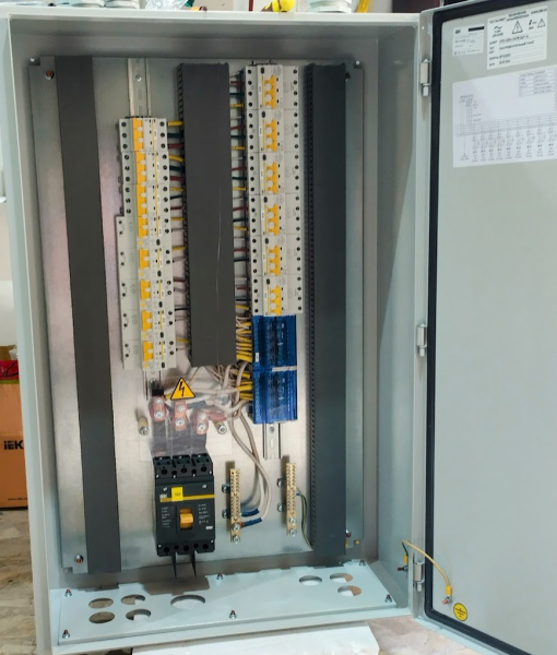 Пункт распределительный ПР8305-1343 160А 35кА 400/230В IP31 IEK (ВШ ПР8503-1131)