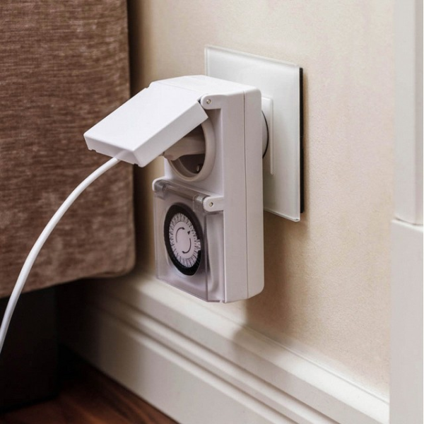 Розетка с механическим таймером REXANT RX-23, 16 А, 230 В, суточный, белый, IP 44