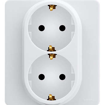 Розетка 2-местная Legrand INSPIRIA, 16 А, 250 В, с заземлением, белый