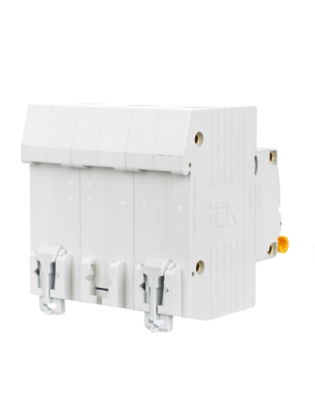 Автоматический выключатель ВА47-100 3Р 63А 10кА С IEK