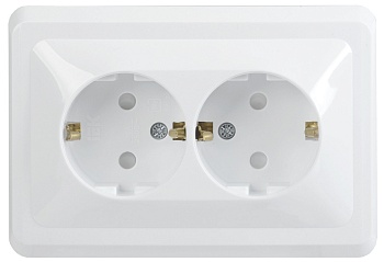 Розетка 2-местная VEGA РСш12-3-ВБ 2Р+РЕ 16А 250V шторки белый GENERICA