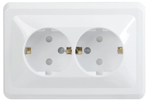 Розетка 2-местная VEGA РСш12-3-ВБ 2Р+РЕ 16А 250V шторки белый GENERICA